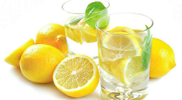 Польза лимонной воды